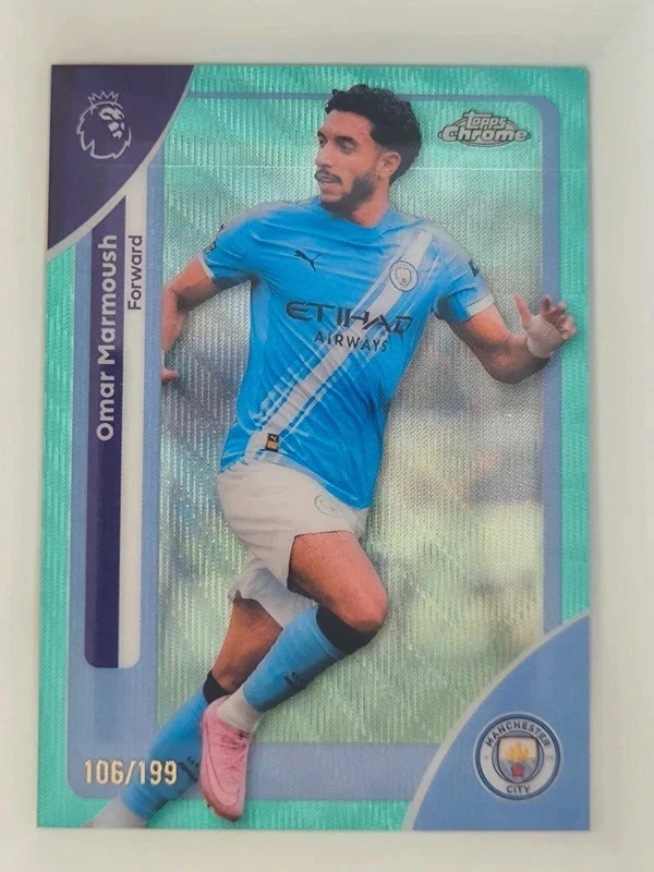 Omar Marmoush  Topps Chrome Aqua Wave /199
